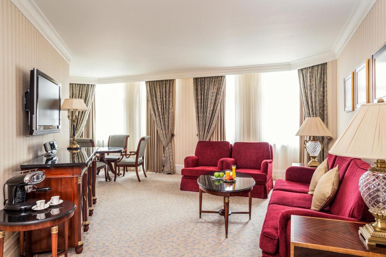 Intercontinental - Kyiv By Ihg Hotel Bagian luar foto