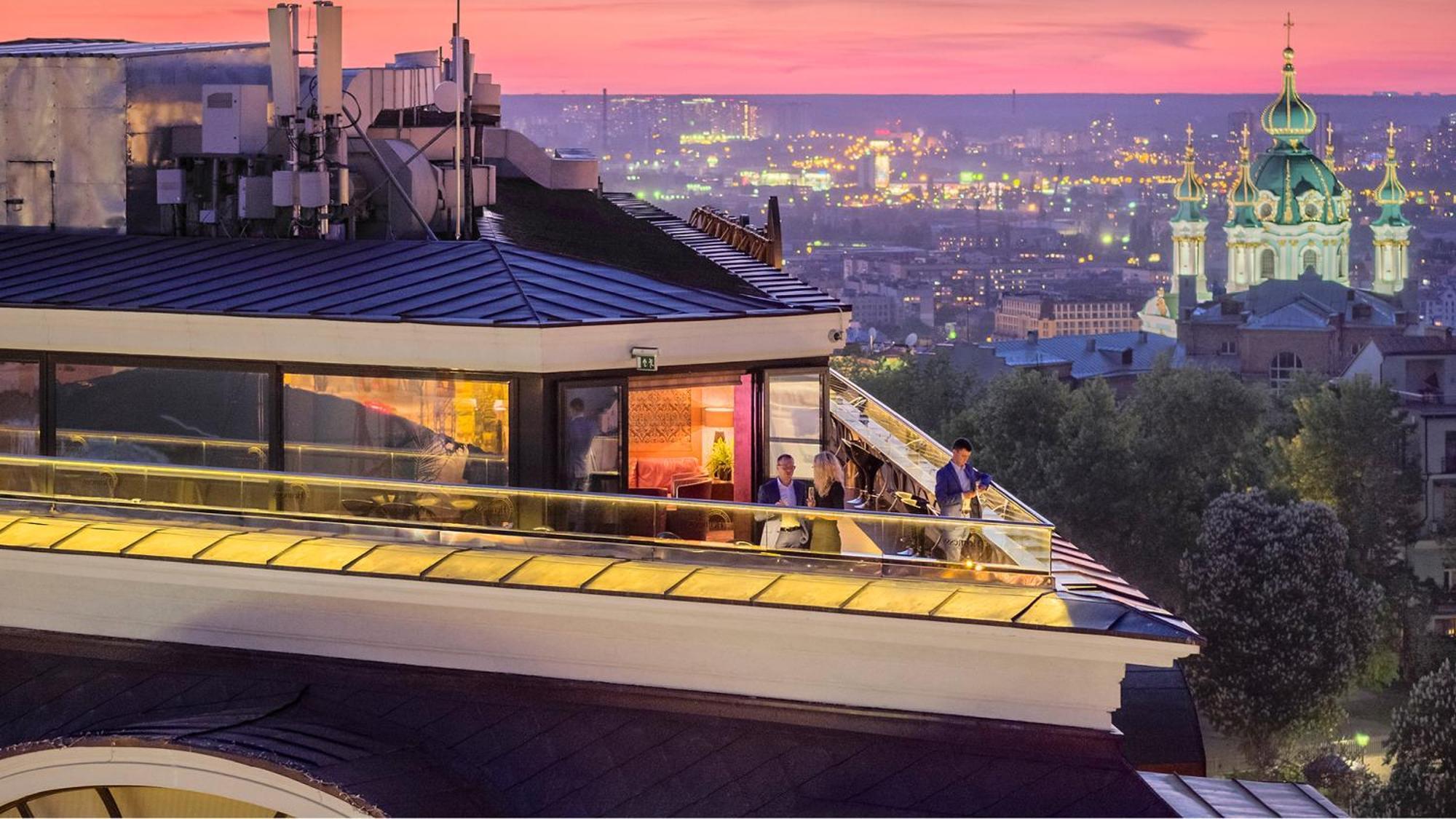Intercontinental - Kyiv By Ihg Hotel Bagian luar foto