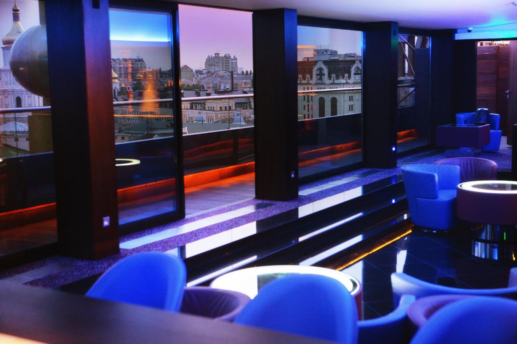 Intercontinental - Kyiv By Ihg Hotel Bagian luar foto