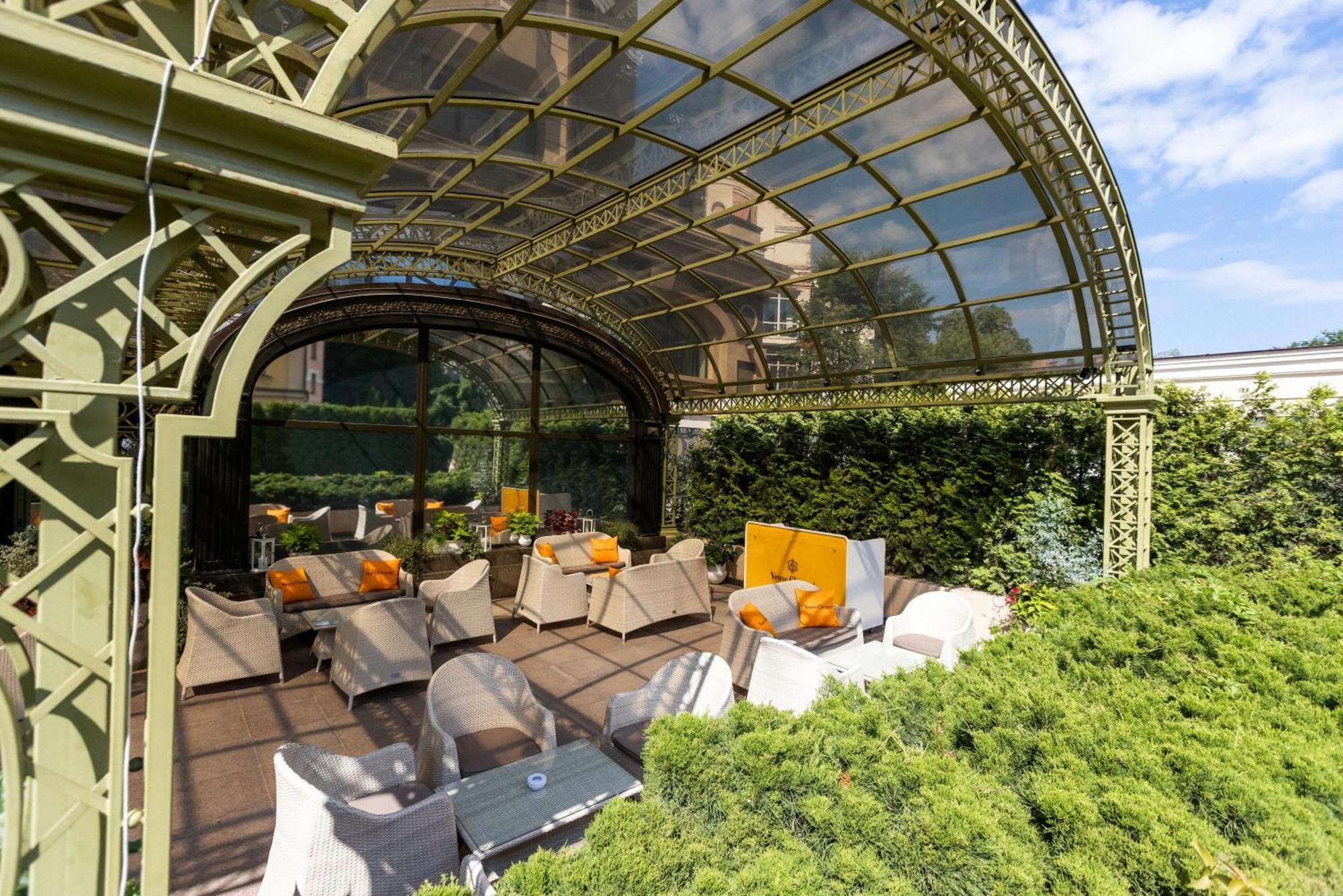 Intercontinental - Kyiv By Ihg Hotel Bagian luar foto